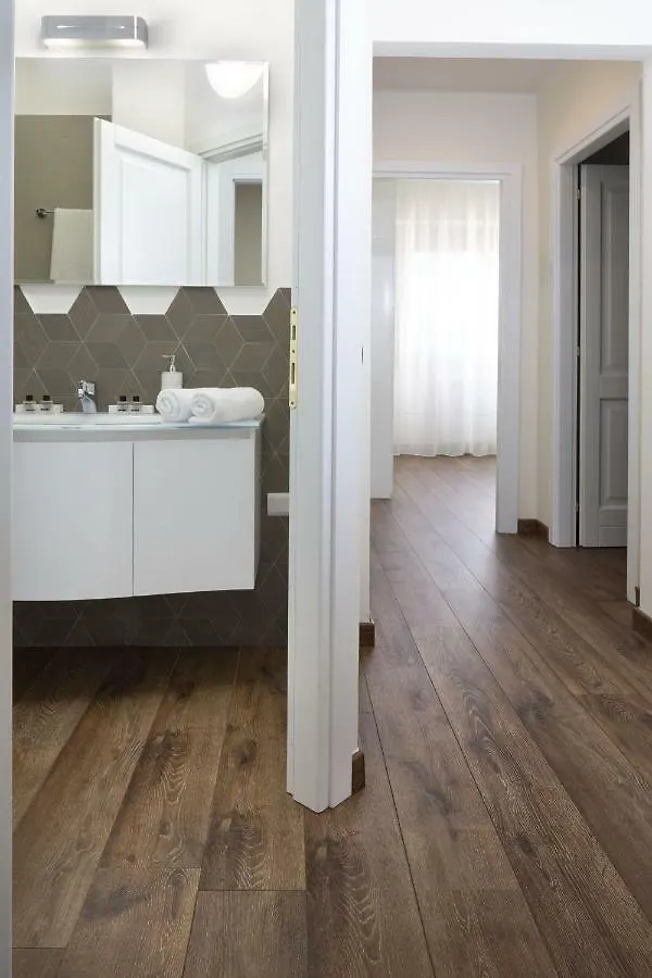 אולביה Luxury Rooms & Suites